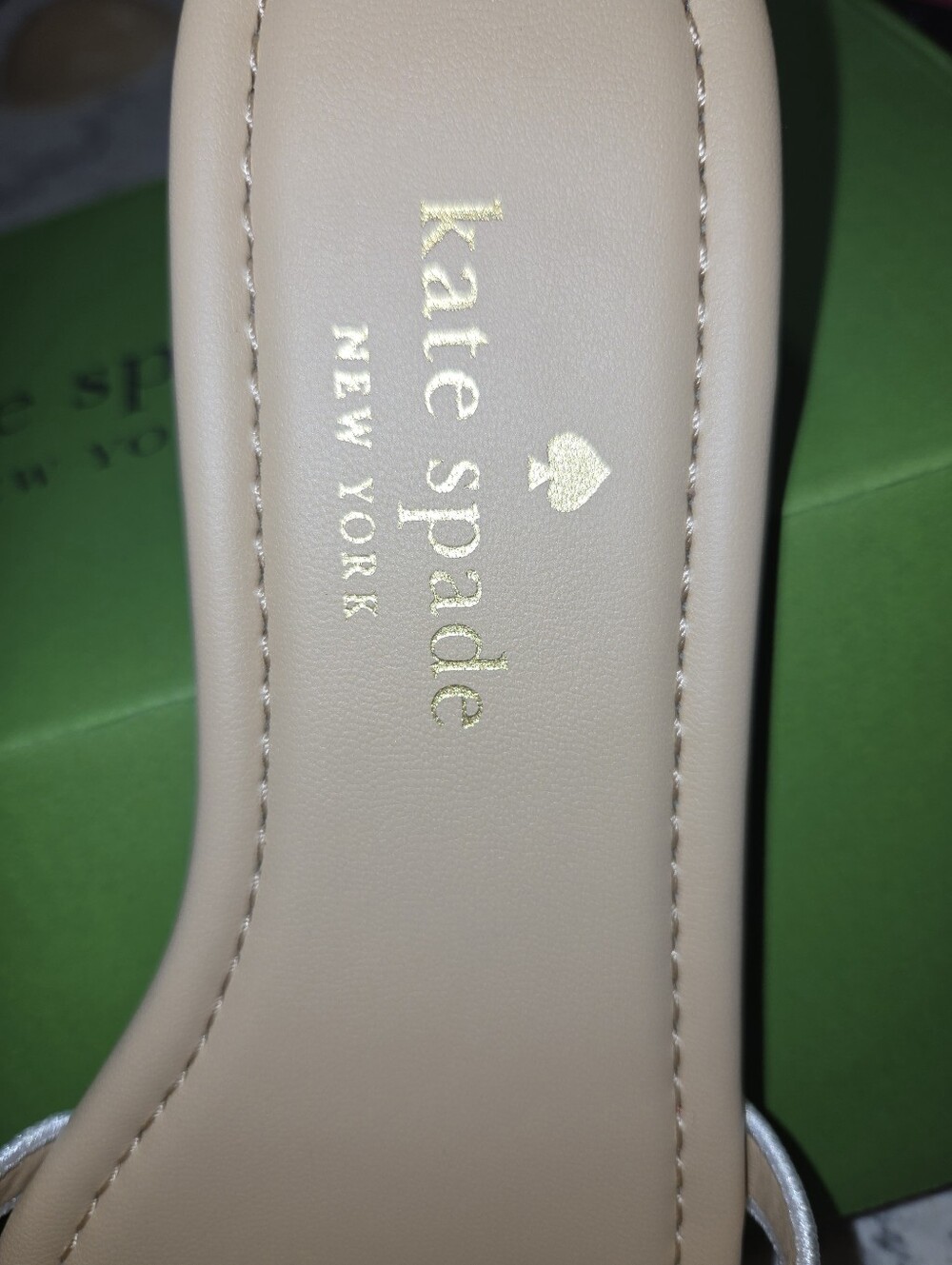Kate Spade - Picture 4 of 9